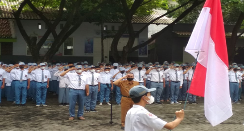 UPACARA BENDERA PERTAMA DI MASA PANDEMI